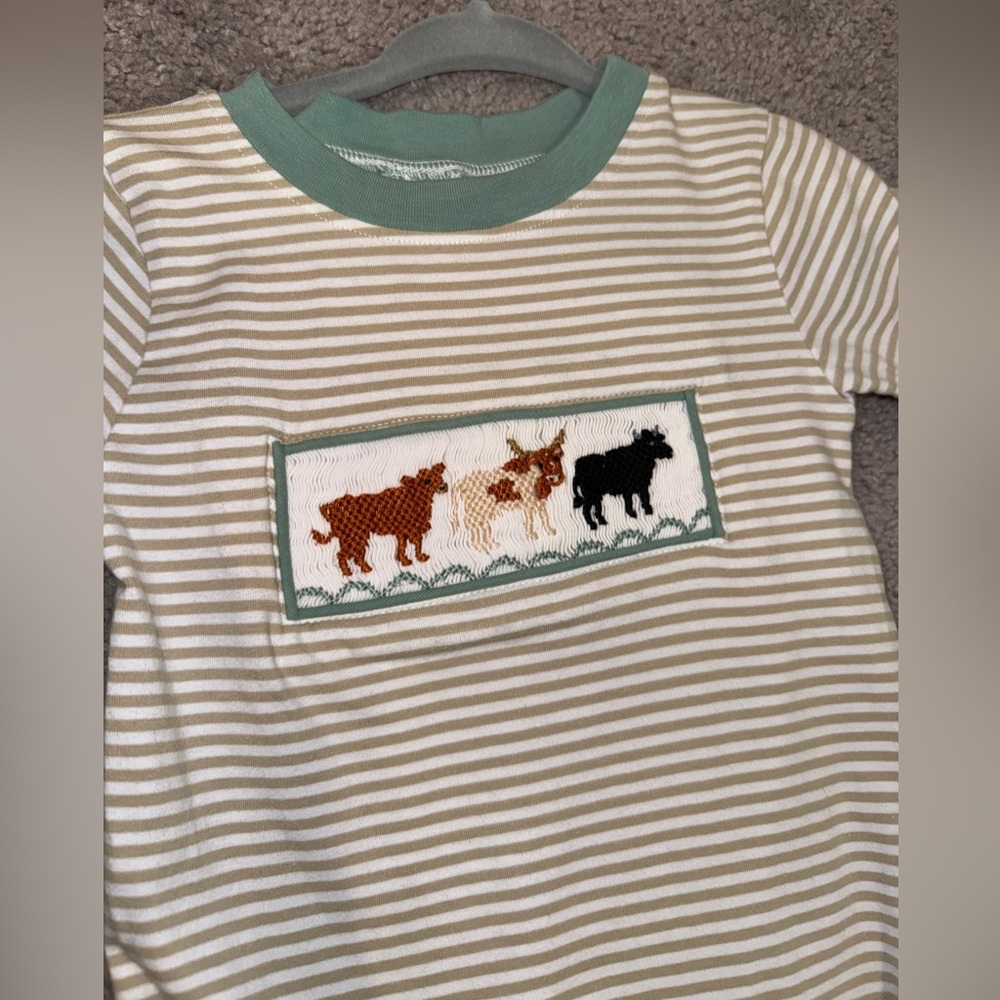 Busy Bees Smocks Cows - Picture 2 of 4